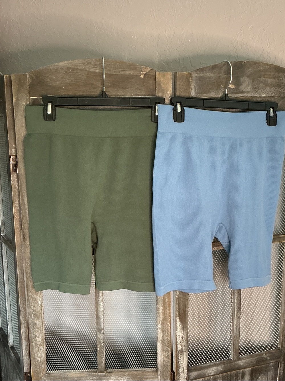 Two pair LulaRoe seamless bike shorts